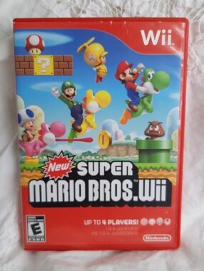 Nintendo New Super Mario Bros. Wii - Red, Blue, Green Artwork
